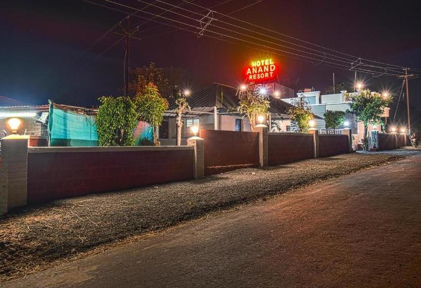 호텔 Anand Resort