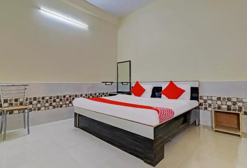 ホテル Oyo 76879  Sudama Dham Inn