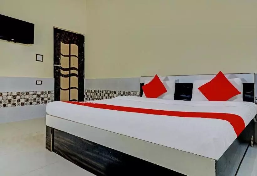 ホテル Oyo 76879  Sudama Dham Inn