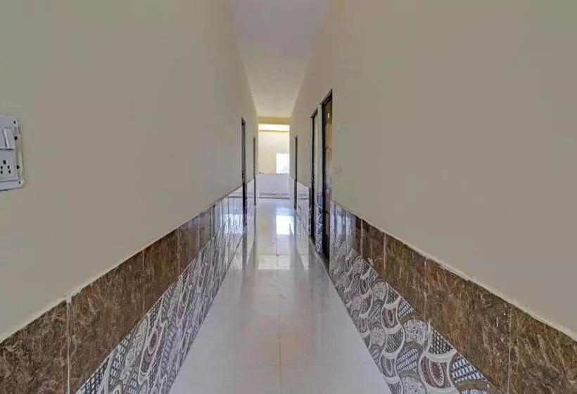 ホテル Oyo 76879  Sudama Dham Inn