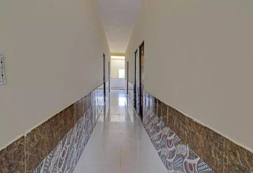 ホテル Oyo 76879  Sudama Dham Inn