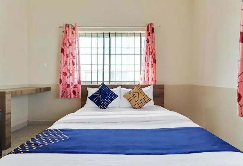 ホテル Vaccinated Staff Spot On 76940 Sri Annapoorneshwari Residency Boarding & Lodging