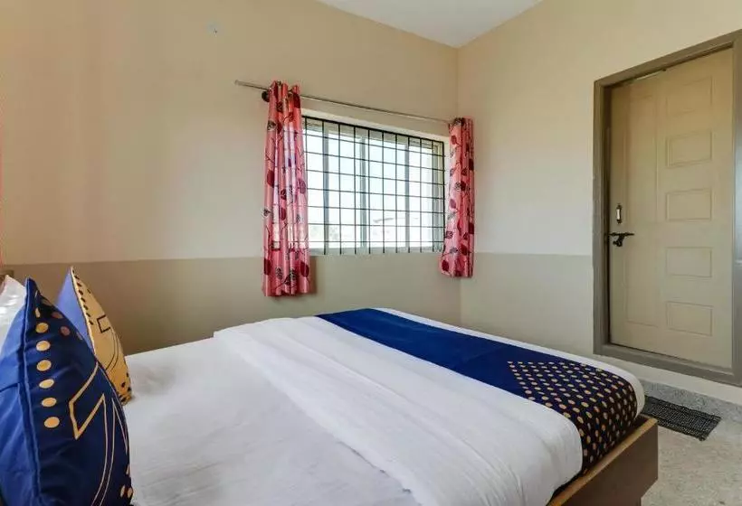 ホテル Vaccinated Staff Spot On 76940 Sri Annapoorneshwari Residency Boarding & Lodging