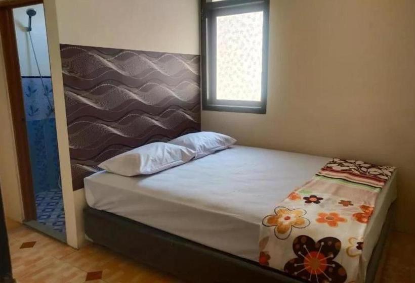 בית מלון כפרי Spot On 90135 Thalia Residence