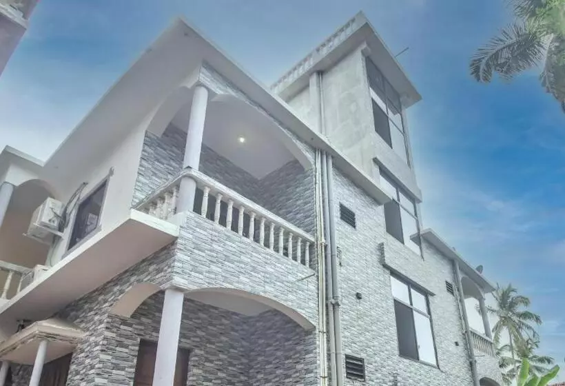 Majatalo Crystal Bay Baga