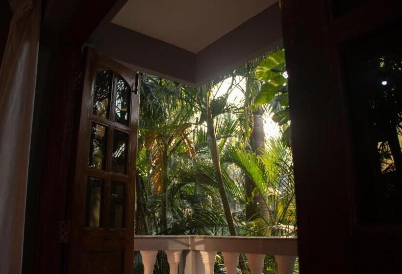 Pensionat The Sovereign Villa