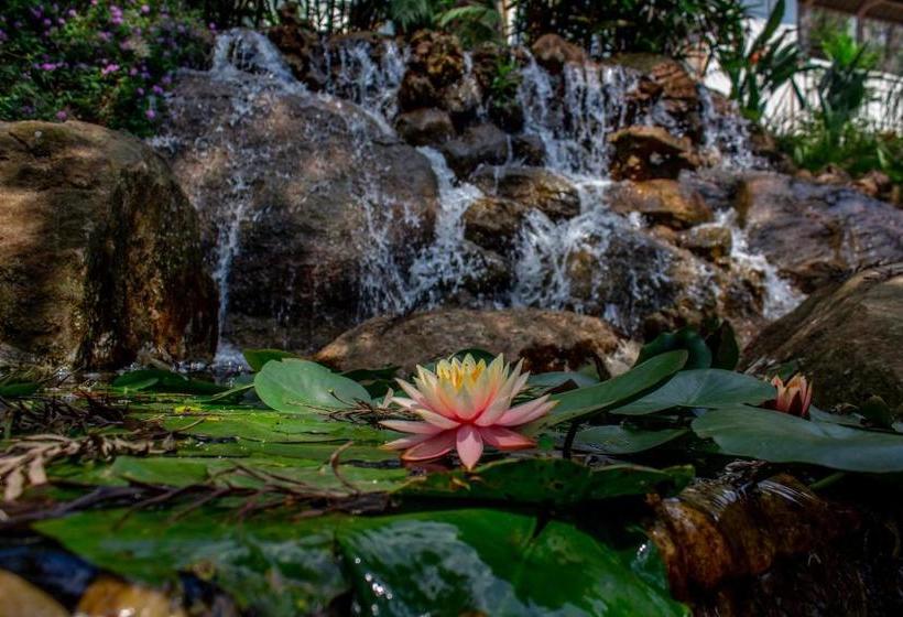 渡假胜地  Livgrand La Four Seasons, Yercaud