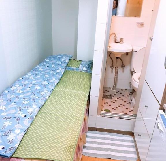 מלון כמוסות Noble House Seoul