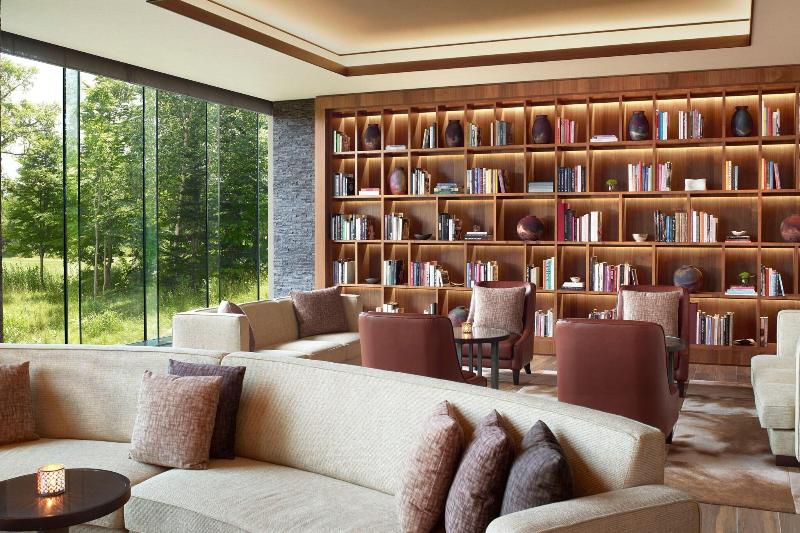 בית מלון כפרי Higashiyama Niseko Village, A Ritzcarlton Reserve