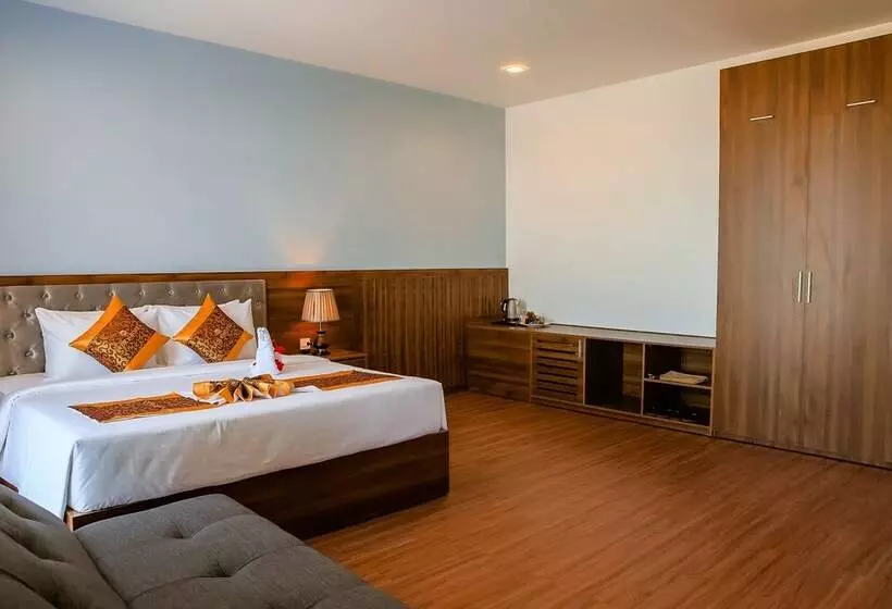 هتل Ivory Phu Yen