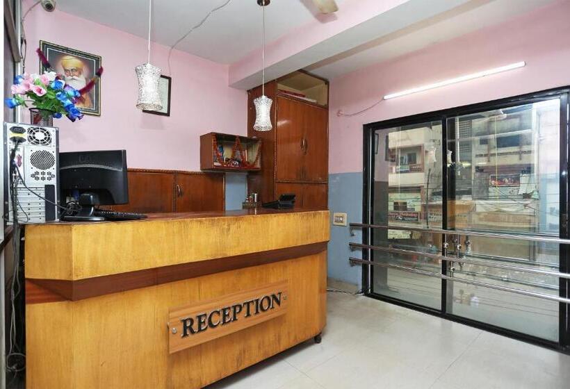 Отель Oyo 13669 Satnam