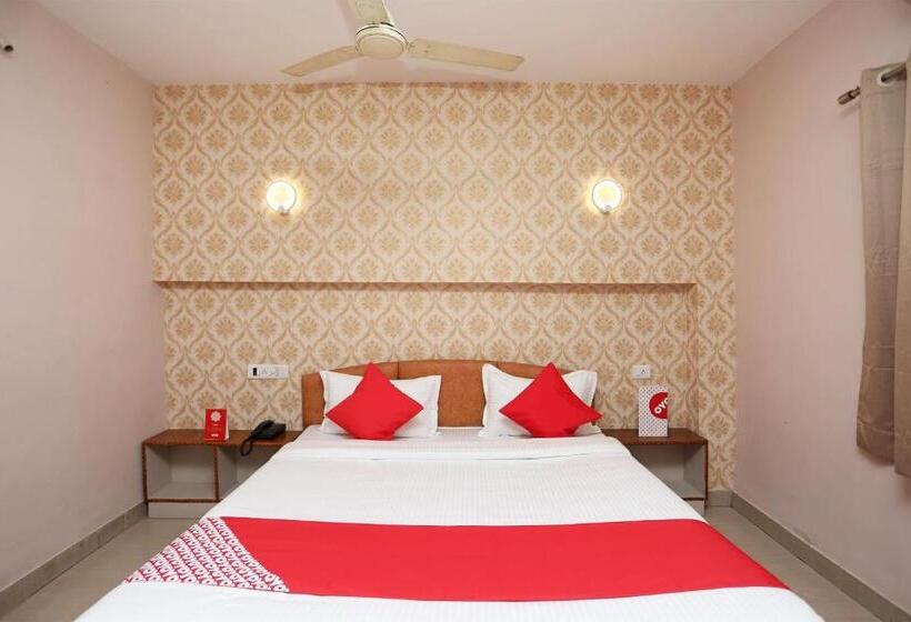 Отель Oyo 13669 Satnam