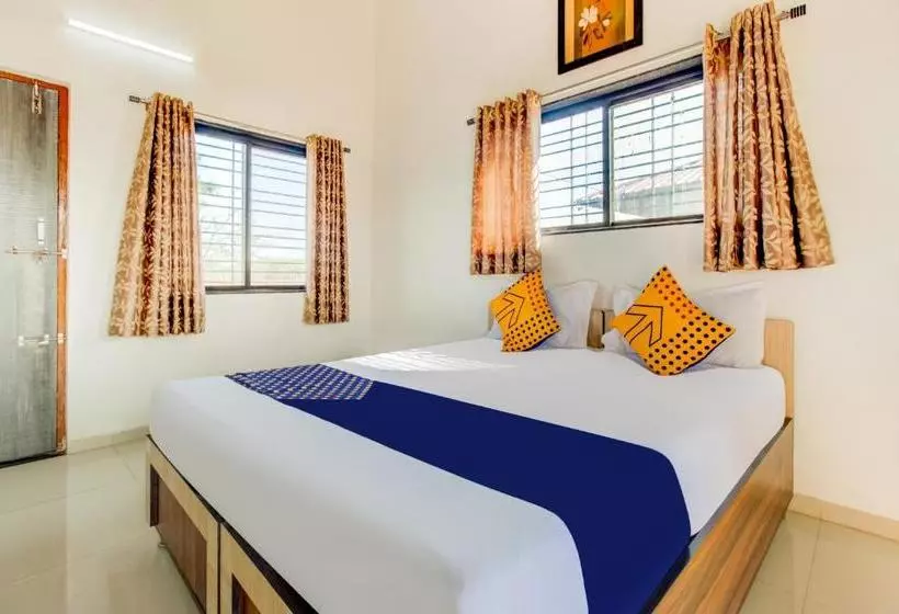 ホテル Spot On 67971 Mango Resorts
