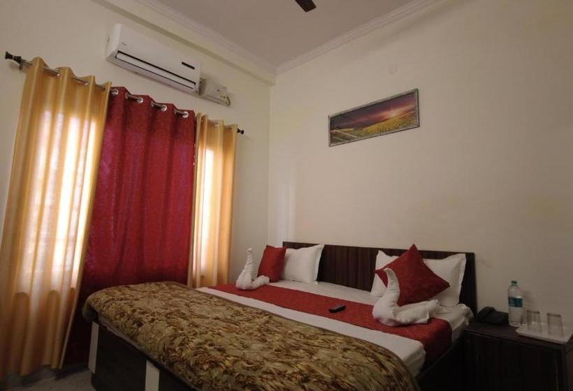 Hotel The Ananya Palace Rishikesh