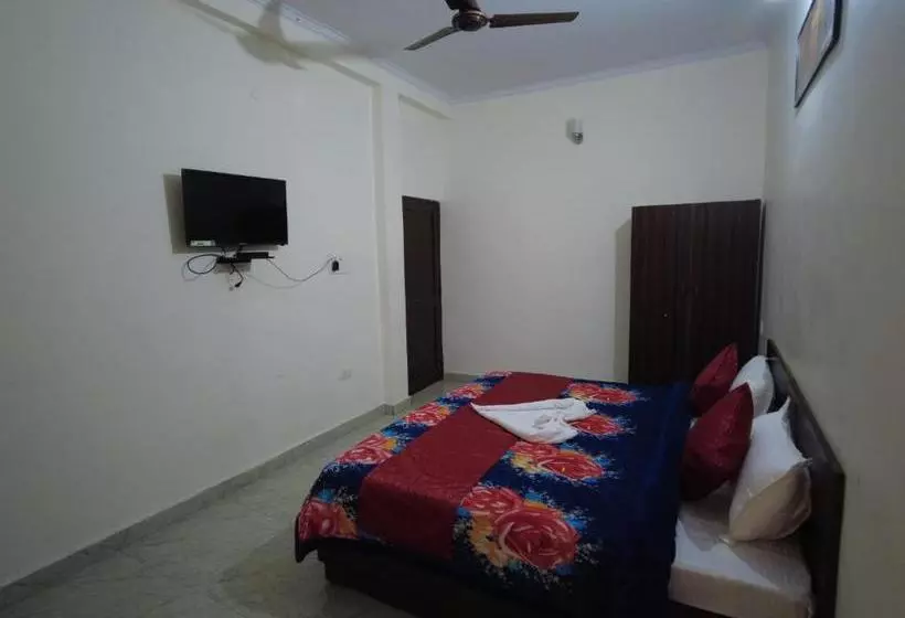ホテル The Ananya Palace Rishikesh