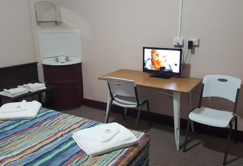 فندق على الطريق Royal Tenterfield