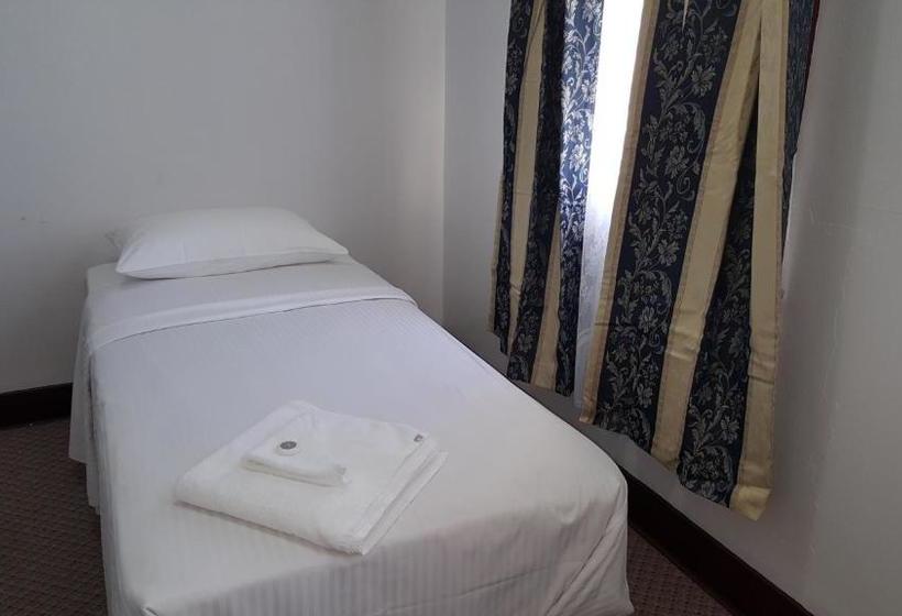 فندق على الطريق Royal Tenterfield