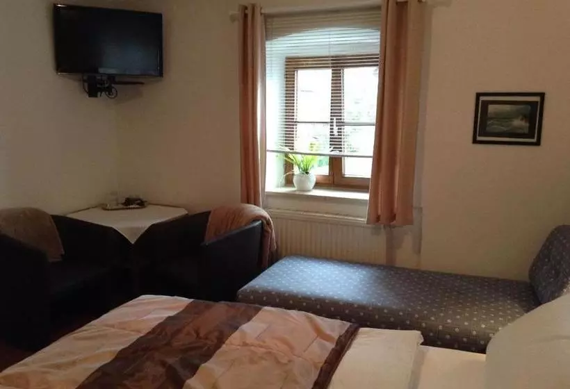 ペンション Gästehaus Nicole