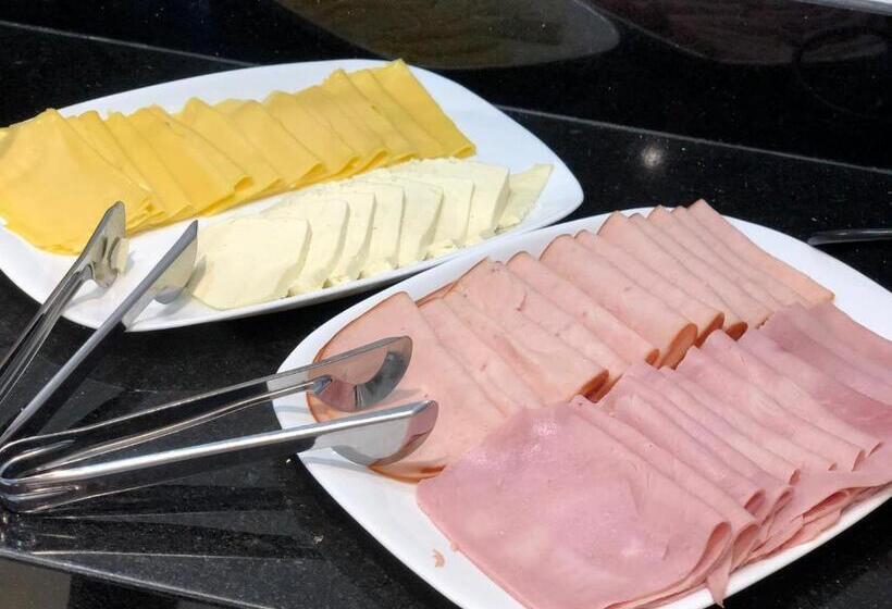 پانسیون Sofia's On The Beach