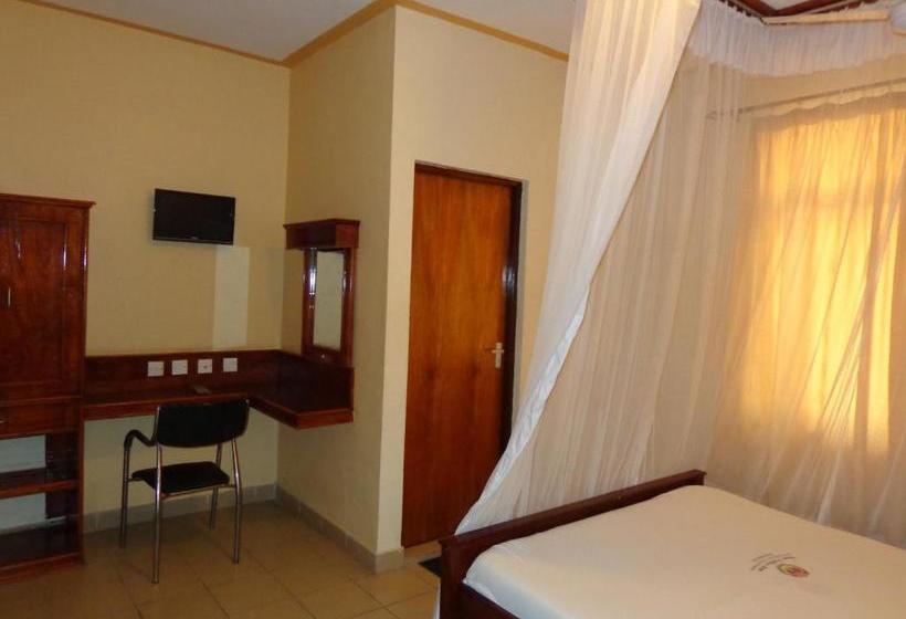 پانسیون The Folks Inn