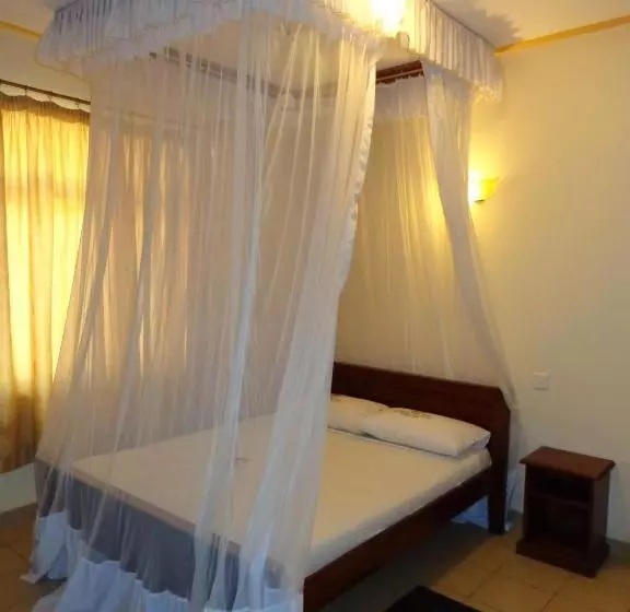 پانسیون The Folks Inn