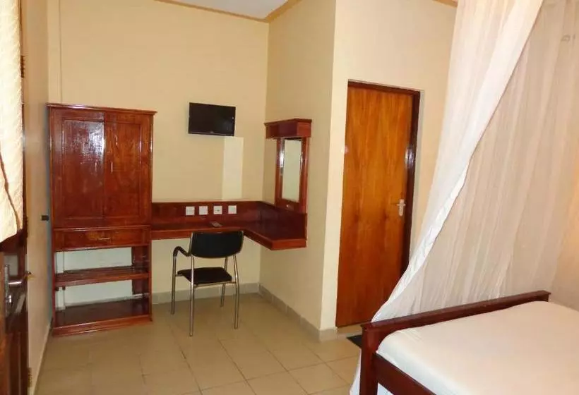 پانسیون The Folks Inn