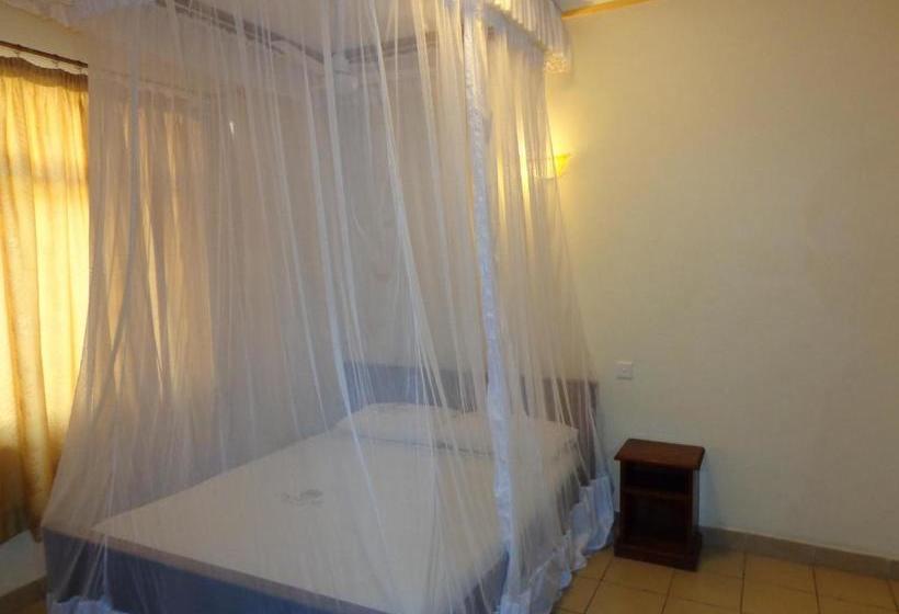 پانسیون The Folks Inn