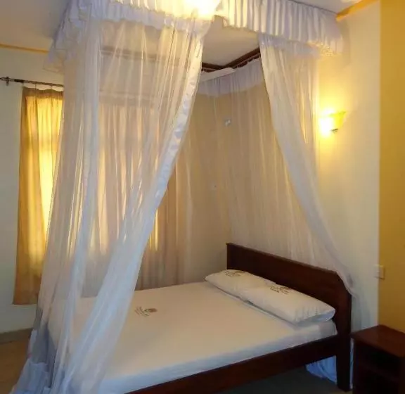 پانسیون The Folks Inn