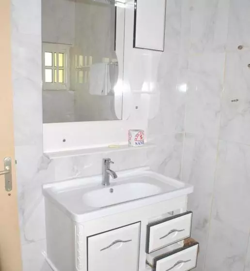 White Horse Hotel Cotonou