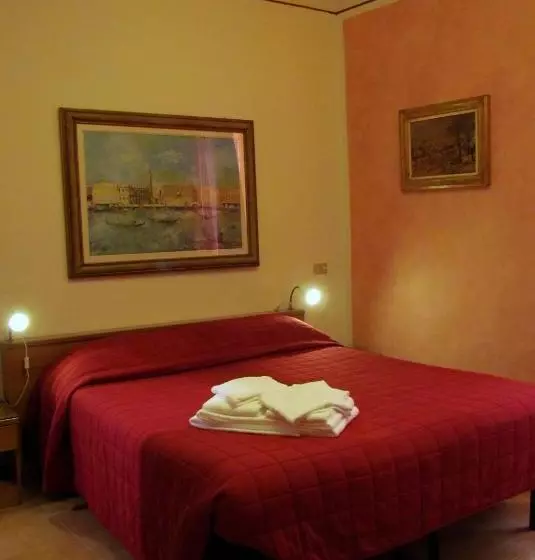 تختخواب و صبحانه Althea Rooms