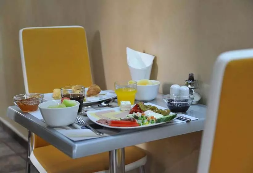 Hotelli Acropolis Museum Boutique