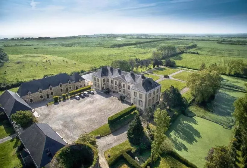 Отель Hôtel Du Château De Quinéville