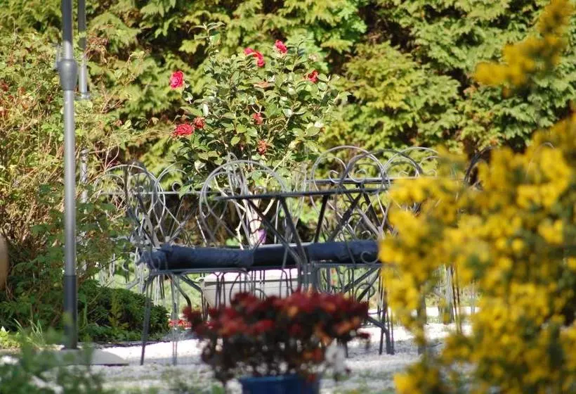 Отель Hôtel Du Château De Quinéville