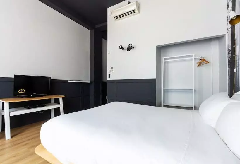 هتل Hôtel Du Jardin   Par Les Lofts Vieux Québec