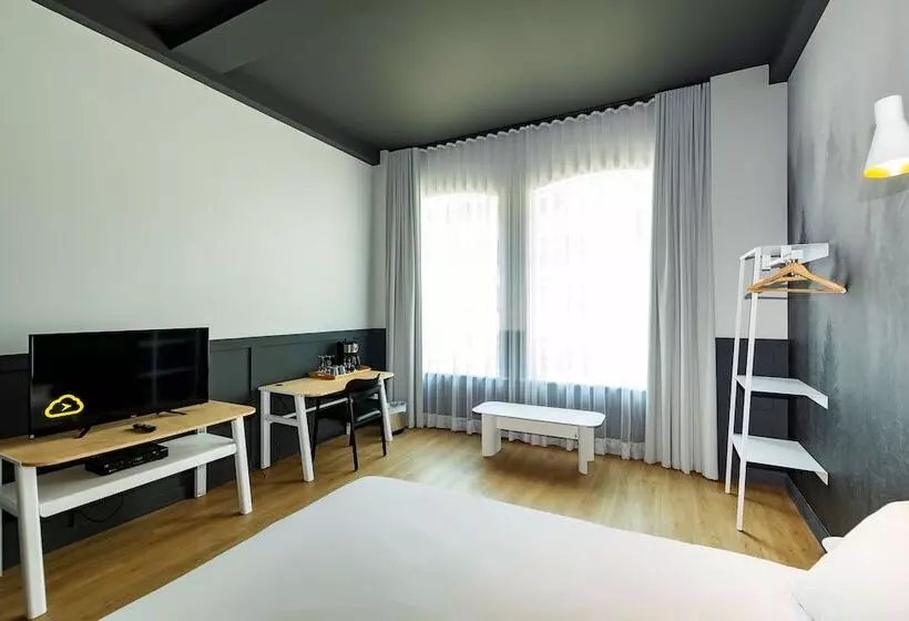 هتل Hôtel Du Jardin   Par Les Lofts Vieux Québec