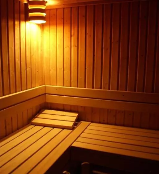 호텔 Le Pont Napoléon Moissac