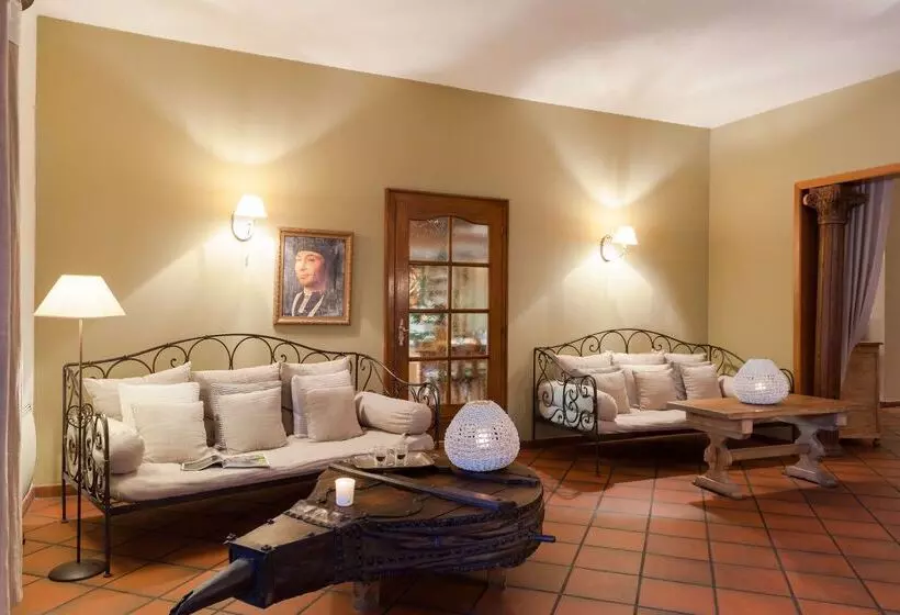 Отель Hôtel Restaurant Verger Des Châteaux, The Originals Relais, Proche Sélestat