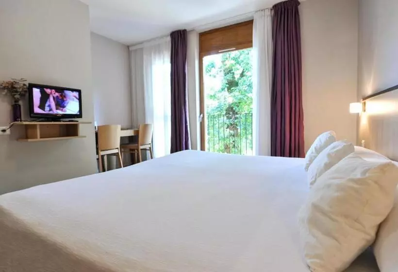 בית מלון כפרי Les Esclargies