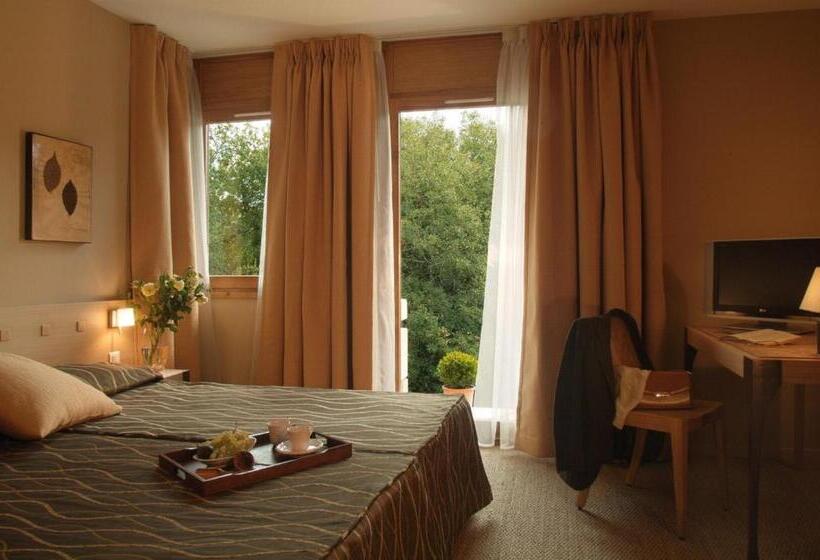 בית מלון כפרי Les Esclargies