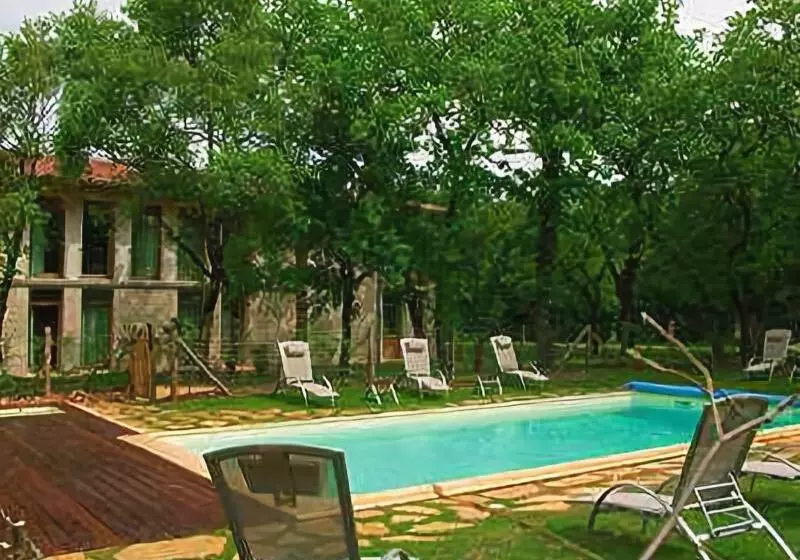 בית מלון כפרי Les Esclargies