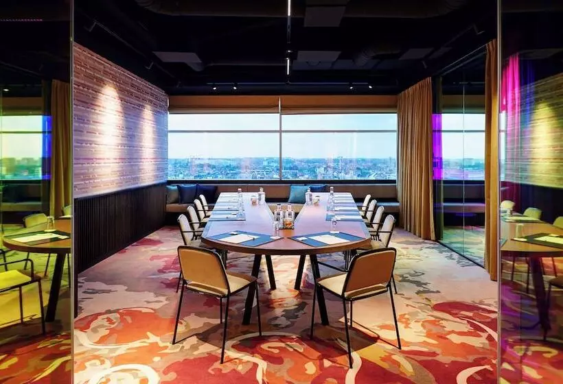 Lindner Hotel Antwerp, Part Of Jdv By Hyatt