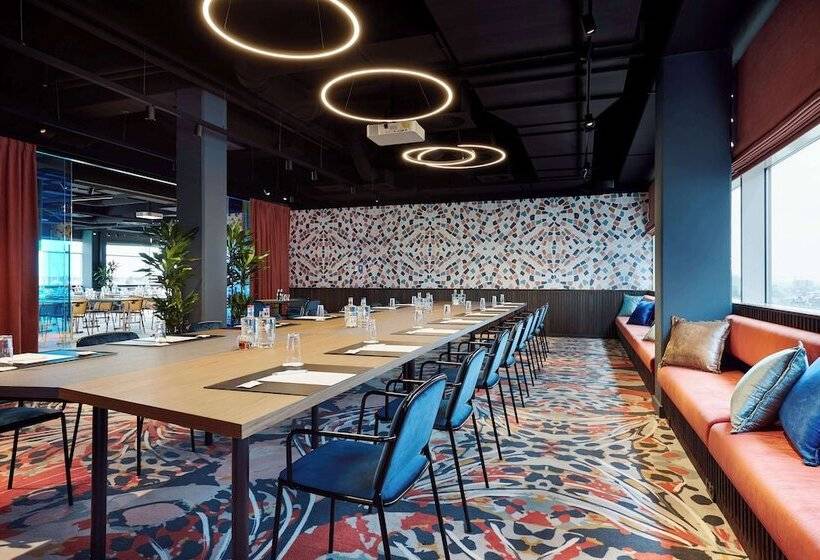 Lindner Hotel Antwerp, Part Of Jdv By Hyatt