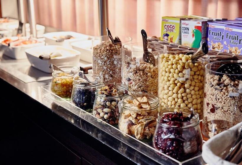 Lindner Hotel Antwerp, Part Of Jdv By Hyatt