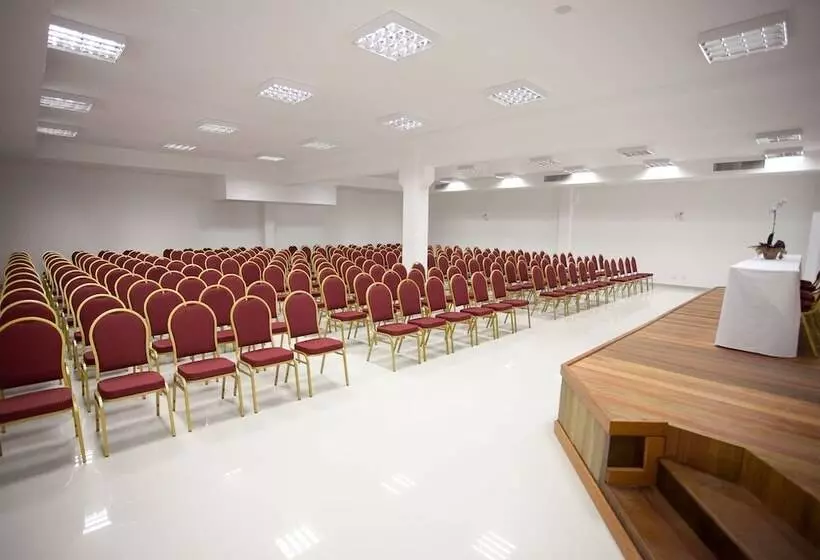 Oceania Park Hotel Spa & Convention