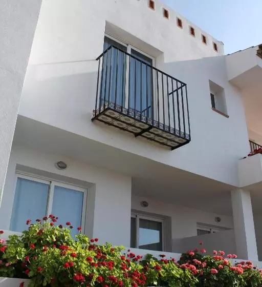 Aparthotel Puerto Mar