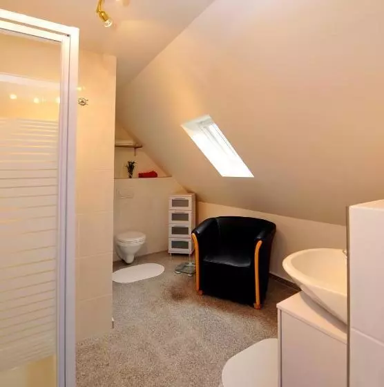 ホテル Gästehaus Perrin