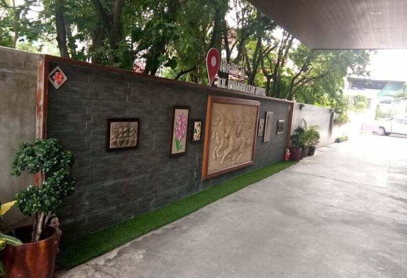 Отель Km Kwanphayao