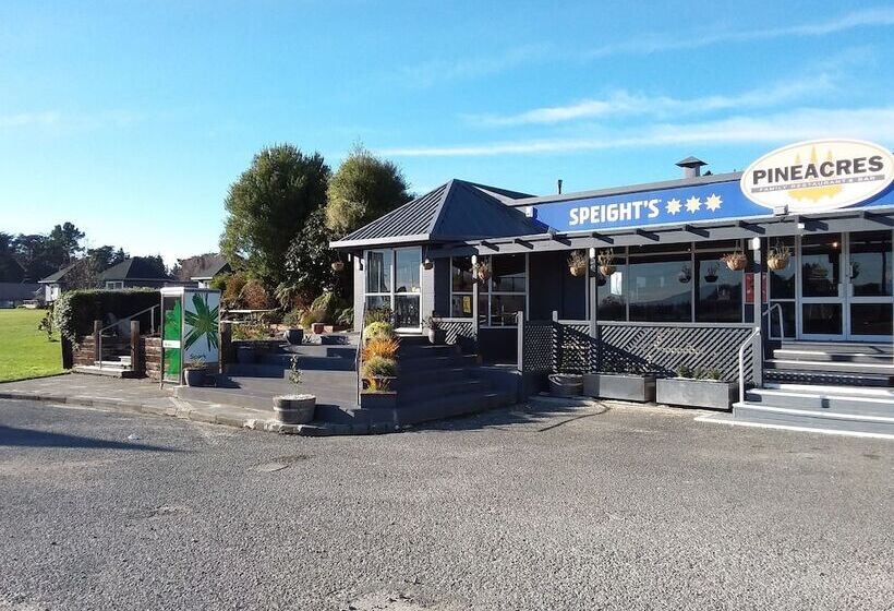 فندق Pine Lake View Lodge