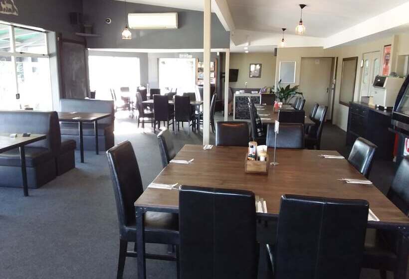 فندق Pine Lake View Lodge