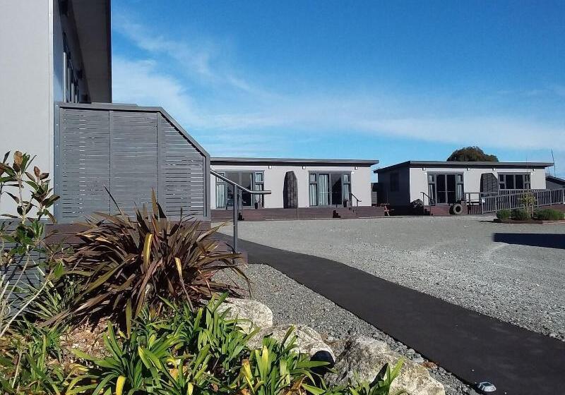 فندق Pine Lake View Lodge